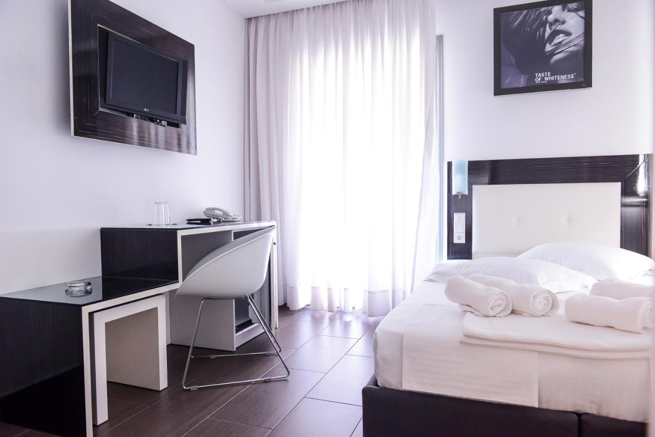 The Silk Hotel Paralia Katerinis Exterior photo