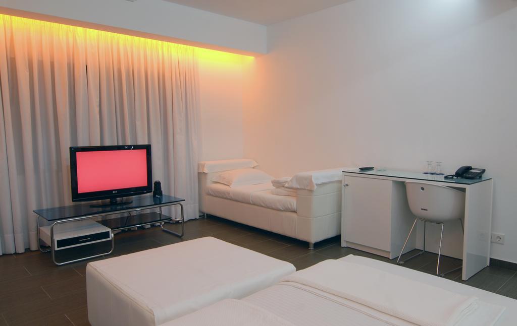 The Silk Hotel Paralia Katerinis Exterior photo